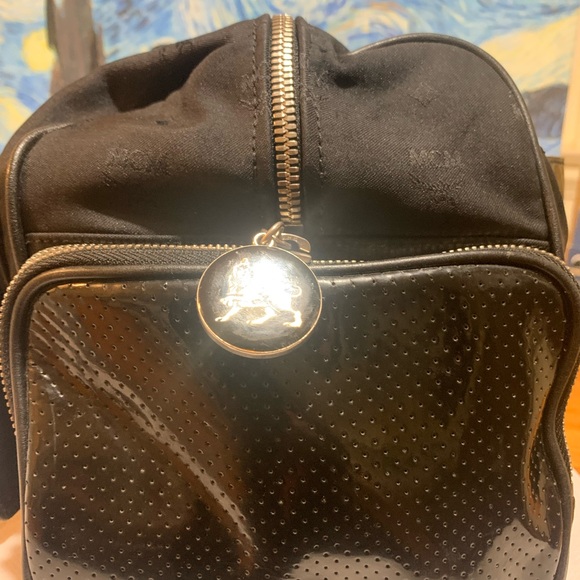 MCM Limited Boston with Lions - Picture 5 of 16